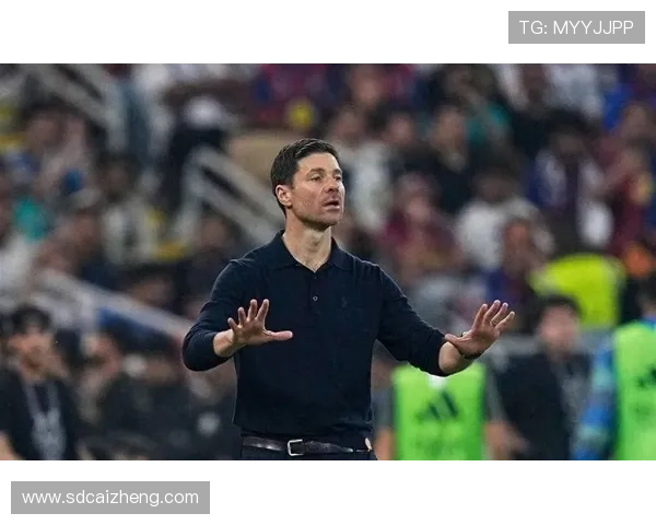 阿隆索中场组织者