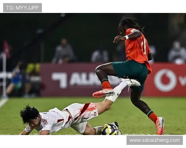 范戴克对位梅西、莱万等顶级前锋的防守表现解析